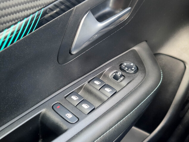 Peugeot 208 2020 