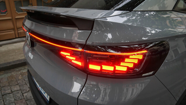 Volkswagen ID5 2022 