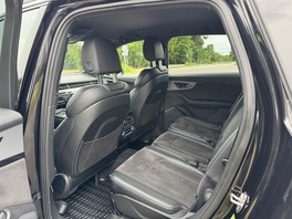 Audi Q7 2016s