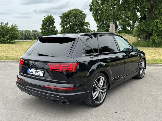 Audi Q7 2016 