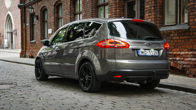 Ford S-Max 2011 