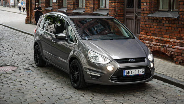 Ford S-Max 2011 