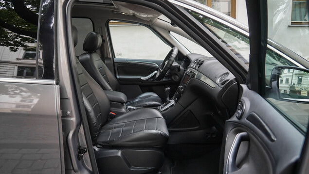 Ford S-Max 2011 