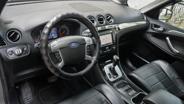 Ford S-Max 2011 