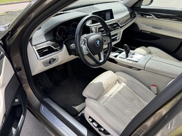 BMW 750 2017s