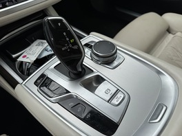 BMW 750 2017s