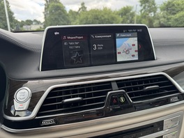 BMW 750 2017s