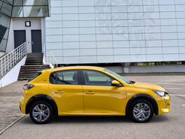 Peugeot 208 2021s