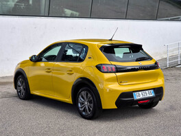 Peugeot 208 2021s