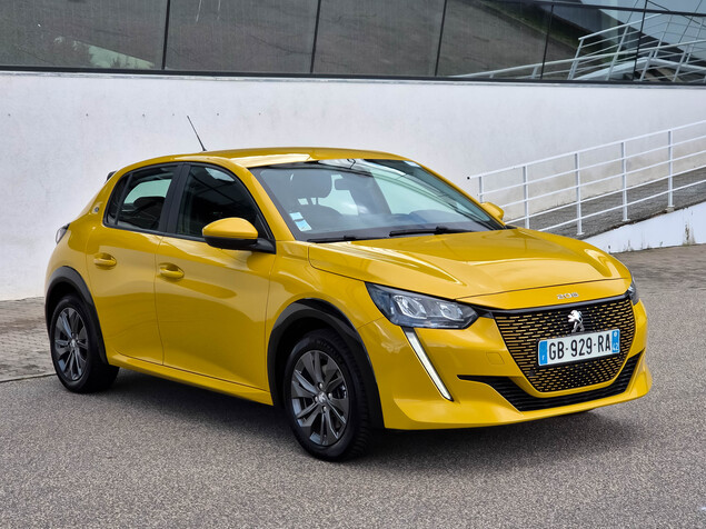 Peugeot 208 2021 
