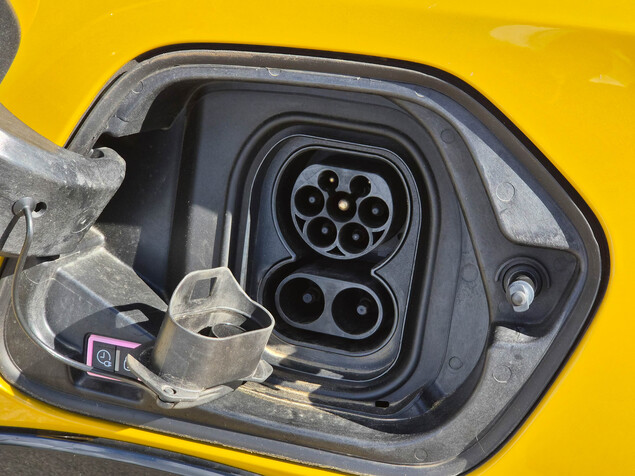 Peugeot 208 2021 