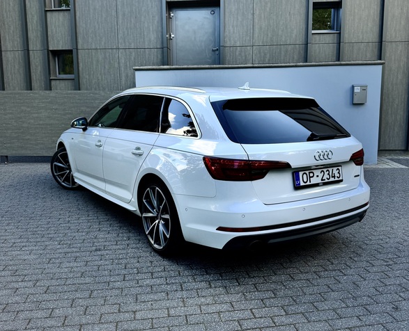 Audi A4 2016 