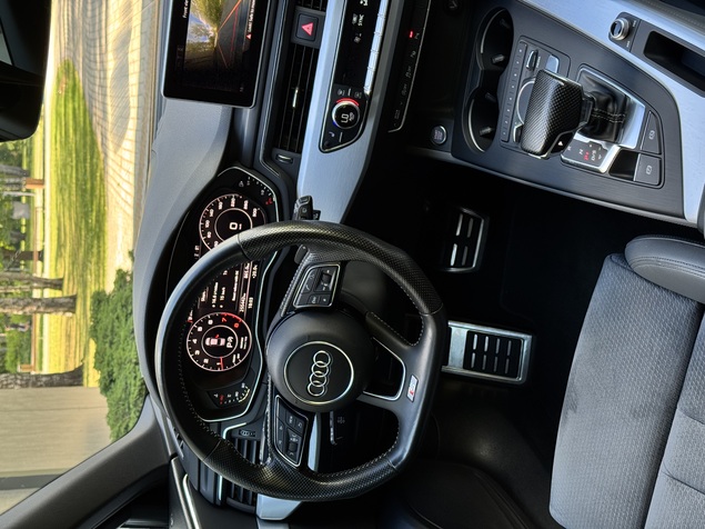 Audi A4 2016 