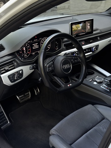 Audi A4 2016 
