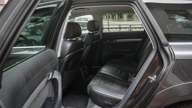 Audi A6 Allroad 2011 