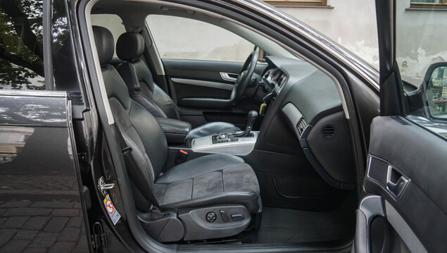 Audi A6 Allroad 2011 