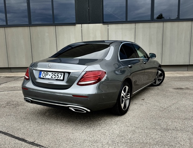 Mercedes-Benz E 200 2019 