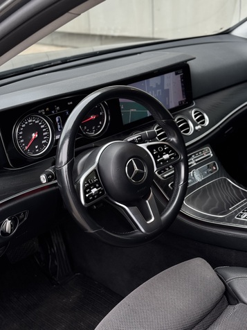 Mercedes-Benz E 200 2019 