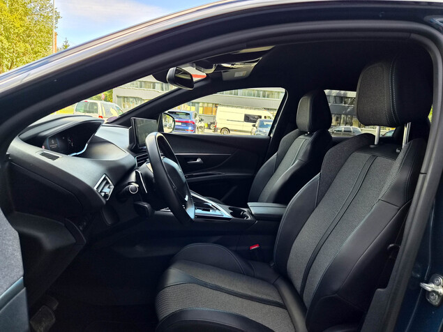 Peugeot 3008 2023 