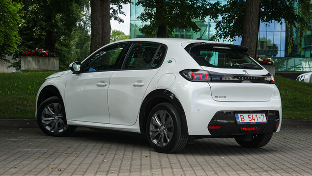 Peugeot 208 2020 