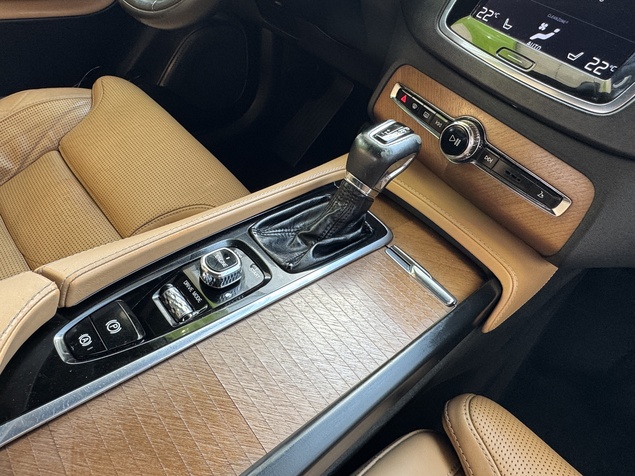 Volvo XC 90 2015 