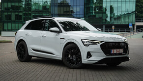 Audi E-tron 2022s