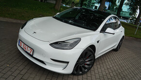 Tesla Model 3 2021s