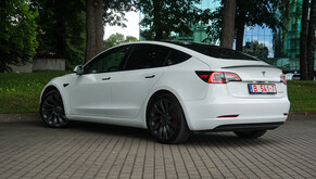 Tesla Model 3 2021s