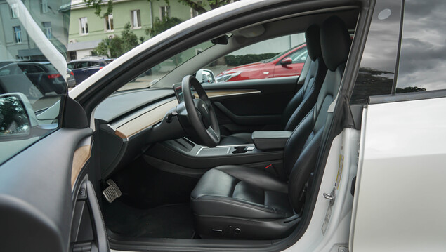 Tesla Model 3 2021 