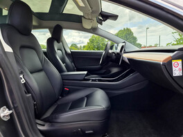 Tesla Model 3 2019s