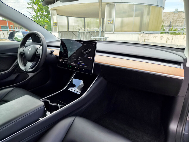 Tesla Model 3 2019 