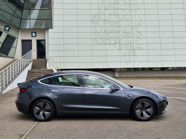Tesla Model 3 2019 