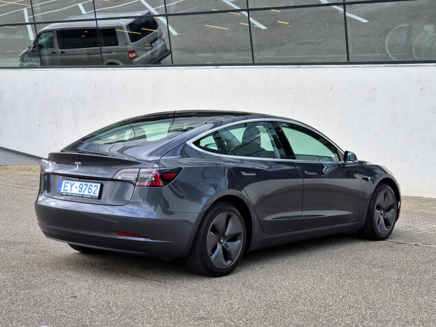 Tesla Model 3 2019 