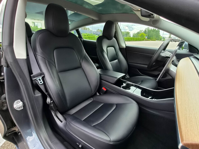 Tesla Model 3 2019 