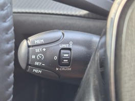 Peugeot 2008 2022s