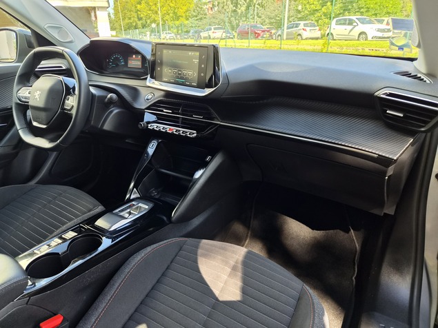 Peugeot 2008 2022 