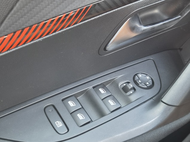 Peugeot 2008 2022 