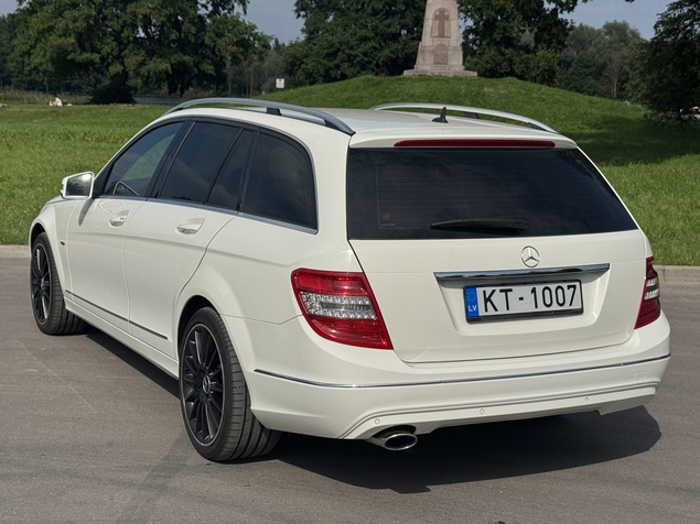 Mercedes-Benz C 220 2009 