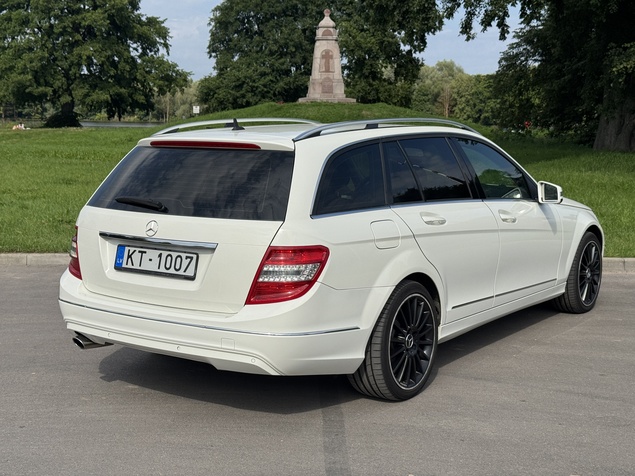 Mercedes-Benz C 220 2009 