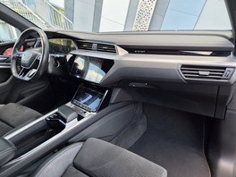 Audi E-tron 2022s
