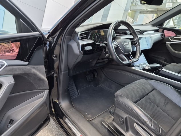 Audi E-tron 2022 