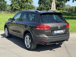 Volkswagen Touareg 2016s