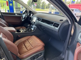 Volkswagen Touareg 2016s