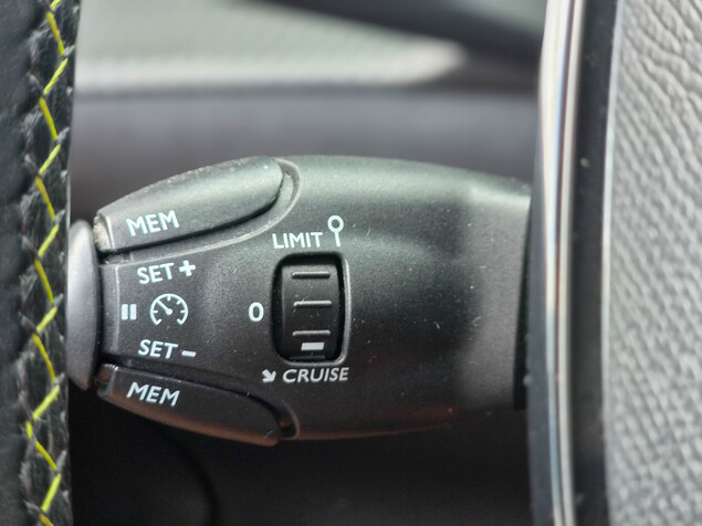Peugeot 208 2020 