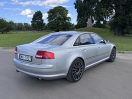 Audi A8 2005s