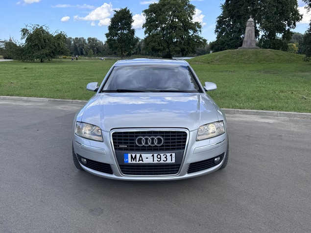 Audi A8 2005 