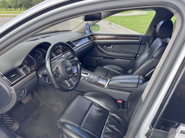 Audi A8 2005 