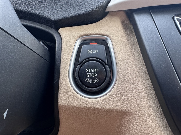 BMW 320 2014 