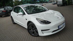 Tesla Model 3 2021s