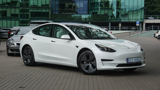 Tesla Model 3 2021 
